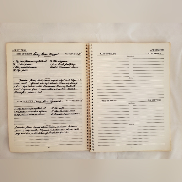 Vintage 'My Favorite Recipes' Spiral-Bound Cookbook - Picture 3 of 5